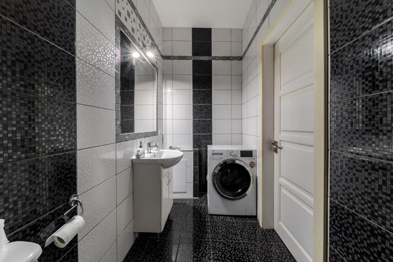 Halytska Apartment Львов Экстерьер фото